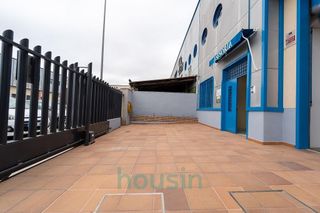 Nave industrial en venta en Camas