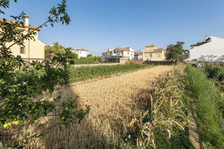 Terreno en venta en Zubia (La)