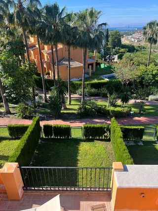 Casa pareada en alquiler en Benahavís