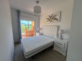 Casa pareada en alquiler en Benahavís