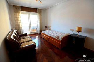 Piso en alquiler en Centro Ciudad en León