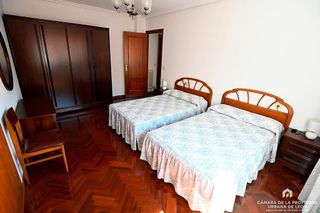 Piso en alquiler en Centro Ciudad en León