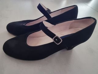 Zapatos de flamenco negros