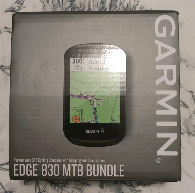 Garmin 830 in vendita con scatola e accessori