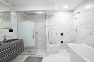 Piso en alquiler en Puerto Banús en Marbella