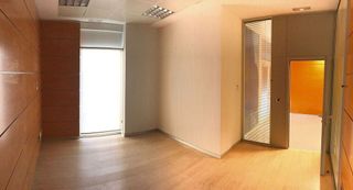 Local comercial en alquiler en Plaza de toros - Venta Vargas - Capitania en San Fernando