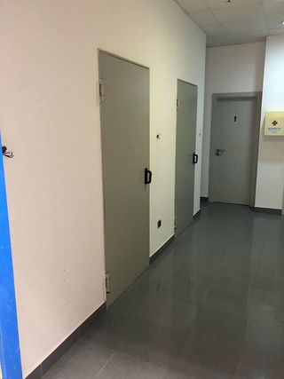 Local comercial en alquiler en Plaza de toros - Venta Vargas - Capitania en San Fernando