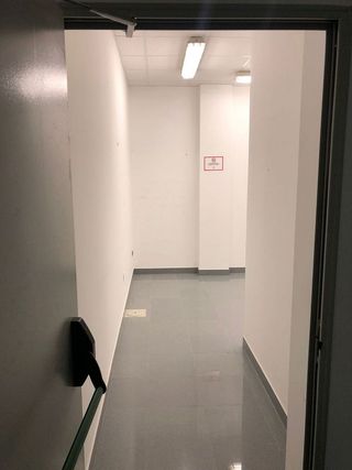 Local comercial en alquiler en Plaza de toros - Venta Vargas - Capitania en San Fernando