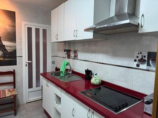 Piso en alquiler en Ciudad Jardín - Tagarete - El Zapillo en Almería