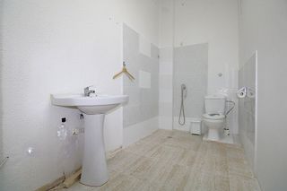 Local comercial en alquiler en Montolivet en Valencia