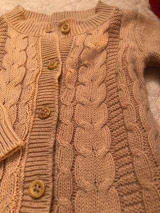 Buzo punto 6-9 meses