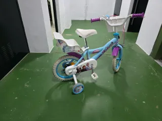 Bicicleta Frozen 14 con ruedines