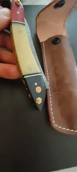 Navaja barbera artesanal Damasco