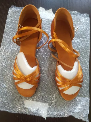 Zapatos de baile dorados talla 38/39 nuevos