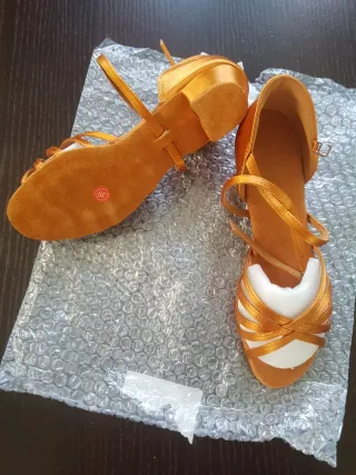 Zapatos de baile dorados talla 38/39 nuevos