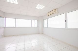 Oficina en venta en Isleta en Palmas de Gran Canaria(Las)