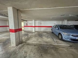 Garaje en venta en Pego