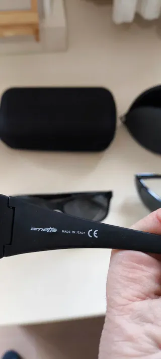 Gafas de sol varias marcas:Arnette, Armani, QS