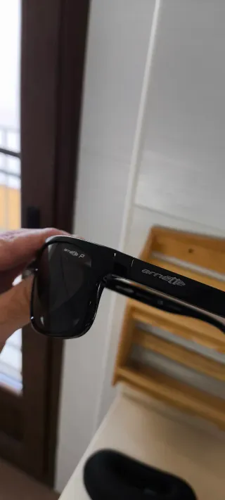 Gafas de sol varias marcas:Arnette, Armani, QS