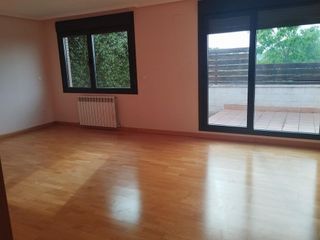 Casa pareada en alquiler en Girón - Villa del Prado en Valladolid