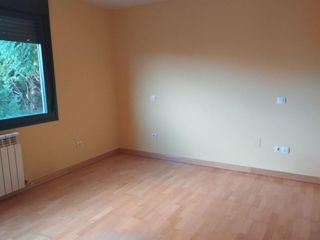 Casa pareada en alquiler en Girón - Villa del Prado en Valladolid