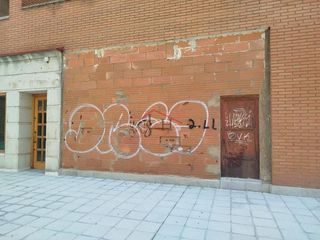 Local comercial en venta en El Ejido - Santa Ana en León