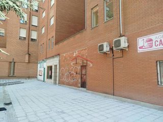 Local comercial en venta en El Ejido - Santa Ana en León
