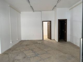 Local comercial en alquiler en Gavarra en Cornellà de Llobregat