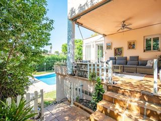 Chalet en venta en Riba-roja de Túria