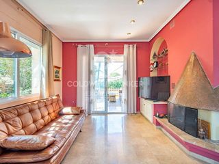 Chalet en venta en Riba-roja de Túria