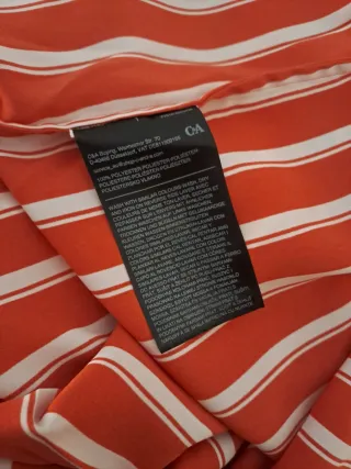 Blusa roja manga larga