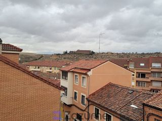Piso en alquiler en Vía Romana en Segovia