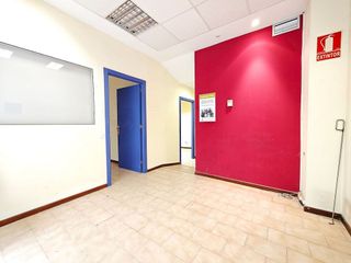 Local comercial en alquiler en Centro en Gijón