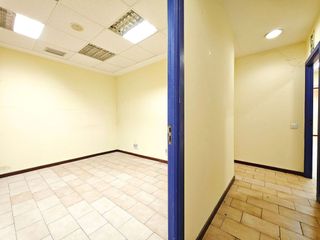 Local comercial en alquiler en Centro en Gijón