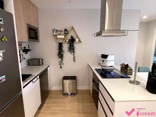 Piso en alquiler en Cruz Roja en Sevilla