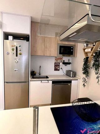 Piso en alquiler en Cruz Roja en Sevilla