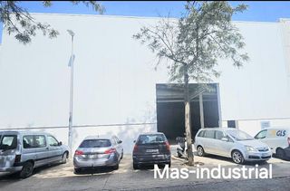 Nave industrial en alquiler en Massamagrell