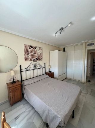 Piso en alquiler en Montemar en Torremolinos