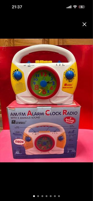 2 Bolsos Kukuxumusu,pequeño y grande y Reloj Radio