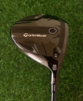 TaylorMade Qi35 MAX Driver y madera 3 palos golf