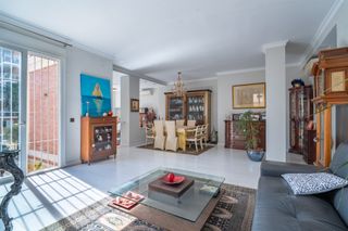 PISO CON TERRAZA 200 M2 Y VISTAS AL MAR