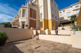 PISO CON TERRAZA 200 M2 Y VISTAS AL MAR