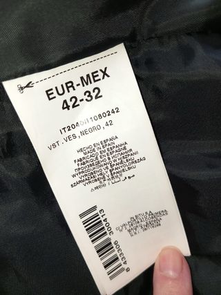 Vestido negro sin mangas