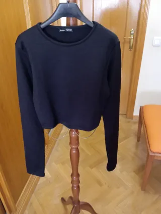 Camiseta Bershka manga larga negra Talla S