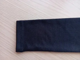 Camiseta Bershka manga larga negra Talla S