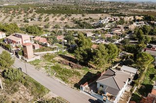 Terreno en venta en Las Pedrizas en Chiva