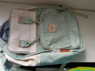 Mochila Wame verde y beige