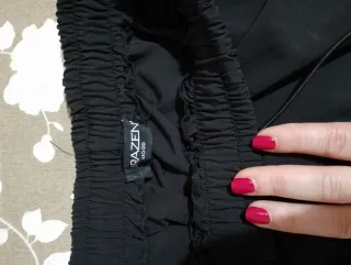 Pantaloni neri larghi con coulisse