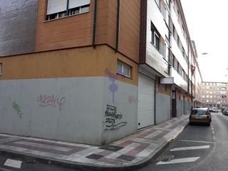 Local comercial en venta en Trobajo del Camino en San Andrés del Rabanedo