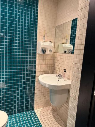 Local comercial en alquiler en Sant Fruitós de Bages